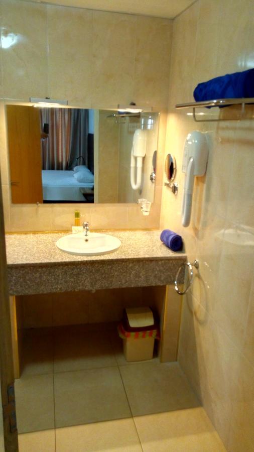 Hotel Le Petit Bateau Konakry Zewnętrze zdjęcie